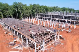 "Chạy đua" tiến độ xây dựng các trường nội trú vùng biên