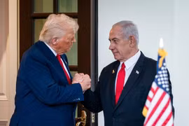 Tổng thống Donald Trump ngăn chặn kế hoạch của Israel tấn công Iran