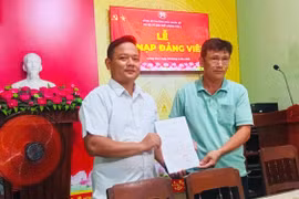 Chú trọng phát triển đảng viên trong hội viên nông dân