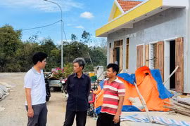 Đảng viên nêu gương thực hiện việc khó, việc mới