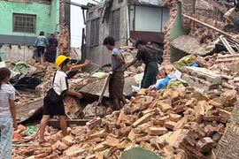 Số người chết do động đất Myanmar tăng, thêm động đất gây rung lắc tại Đài Loan