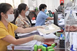 Bộ Nội vụ sẽ hướng dẫn chính sách tiền lương cho cán bộ xã, phường sau sáp nhập