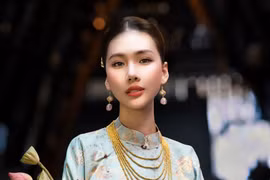 Hình ảnh gây chú ý của Bùi Quỳnh Hoa khi lần đầu đóng phim