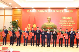 Bộ Chính trị, Ban Bí thư điều động, phân công 12 nhân sự