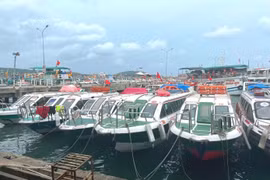 Nhiều ca nô, tàu du lịch Phú Quốc tạm dừng hoạt động