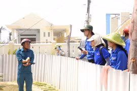 Xã đảo Nhơn Châu tìm lối phát triển kinh tế gắn với du lịch.