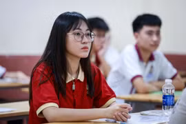 Thi tốt nghiệp THPT 2026: Xem gợi ý giải đề thi môn toán tại đây