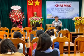 Ươm mầm văn học trẻ