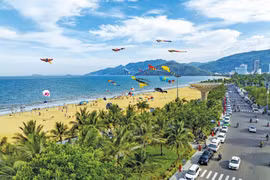 Mở hội mùa du lịch hè