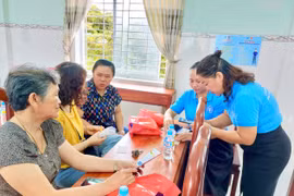Chung tay vun đắp “điểm tựa” an sinh cho người dân