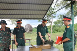 Tư lệnh Quân đoàn 34 kiểm tra kết quả thực hiện nhiệm vụ tại Lữ đoàn Tăng 273