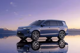 BYD Sealion 08 gây sốc: 12.000 đơn hàng sau 24 giờ, công suất gần 500 mã lực