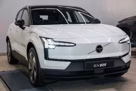 Volvo EX30 2027 giá gần 1,3 tỷ đồng, công suất 268 mã lực