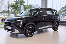 Kia Carens Clavis lộ diện tại đại lý Việt: Thiết kế mới, thêm loạt trang bị đáng chú ý