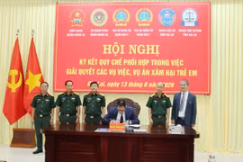 Đại diện các cơ quan ký quy chế phối hợp phòng, chống và giải quyết các vụ việc, vụ án xâm hại trẻ em.