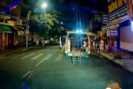 Ô tô va chạm xe máy ở Quy Nhơn Nam khiến 1 thanh niên tử vong.