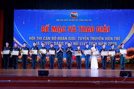 Bế mạc hội thi Duyên dáng phụ nữ lực lượng vũ trang tỉnh Gia Lai