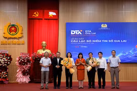 Công an tỉnh ra mắt Câu lạc bộ Niềm tin số Gia Lai.