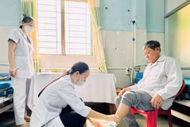 Gần 100 bệnh nhân Pleiku được tầm soát loãng xương miễn phí 