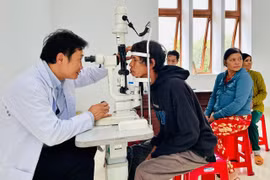 Bệnh viện Mắt Quốc tế Sài Gòn - Gia Lai mổ đục thủy tinh thể miễn phí cho người nghèo
