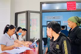 Trung tâm Y tế Chư Prông khám sức khỏe định kỳ miễn phí cho người dân xã Ia Púch