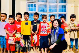 Hội Chữ thập đỏ tỉnh Gia Lai kêu gọi 800 suất quà tặng trẻ em khó khăn vùng biên giới, hải đảo.