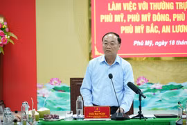 Nêu cao tinh thần đoàn kết, khát vọng, thực hiện đạt và vượt các chỉ tiêu phát triển kinh tế - xã hội