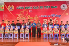 Công đoàn Cao su Việt Nam tổ chức “Tết sum vầy - Xuân ơn Đảng”