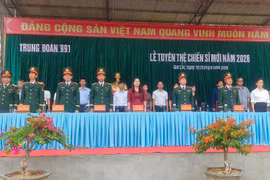Trung đoàn 991 tổ chức lễ tuyên thệ chiến sĩ mới