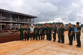 Quân đoàn 34 cử 150 cán bộ, chiến sĩ tham gia xây dựng 2 trường nội trú liên cấp ở khu vực biên giới