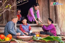 Điểm tin trưa: Chăm lo gia đình là chăm lo nền móng phát triển đất nước