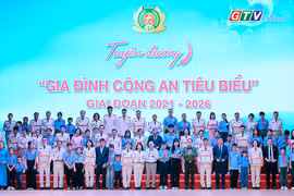 Toàn cảnh Gia Lai 24h: Tuyên dương 58 gia đình Công an tiêu biểu giai đoạn 2021-2026