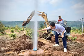 Trước hiện tượng giếng khoan phun cột khí và nước cao ở Gia Lai, Cục Địa chất và Khoáng sản Việt Nam yêu cầu địa phương triển khai phương án bảo vệ, tận thu nguồn khí CO2