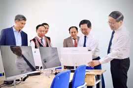 Năm học đặc biệt của thầy trò vùng biên