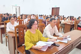 Phường Pleiku hướng dẫn nghiệp vụ kê khai, thẩm tra lý lịch người xin vào Đảng