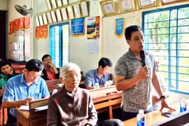 Đảng ủy phường Pleiku lắng nghe ý kiến của các hộ dân khu vực chợ Hoa Lư cũ 
