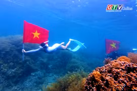 Toàn cảnh Gia Lai 24h: Lan tỏa tình yêu biển đảo qua hình ảnh cờ Tổ quốc
