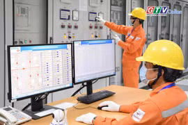 Điểm tin trưa: Nắng nóng kéo dài, sản lượng điện tiêu thụ tăng mạnh