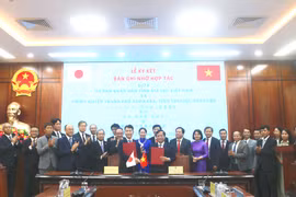 Lãnh đạo tỉnh Gia Lai và TP Ashikaga ký kết bản ghi nhớ hợp tác đào tạo và trao đổi nguồn nhân lực.