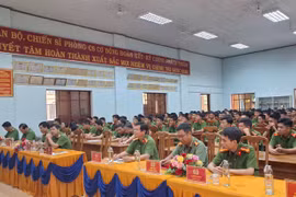 Bế mạc lớp huấn luyện phòng cháy chữa cháy cho lực lượng Cảnh sát cơ động