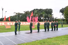 Các cơ quan, đơn vị của Sư đoàn 2 tiến hành ký kết giao ước thi đua, thể hiện quyết tâm thực hiện thắng lợi các nội dung, chỉ tiêu đã đề ra.