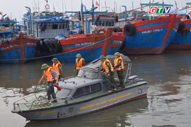 Điểm tin trưa: Gia Lai không có tàu cá nằm trong vùng nguy hiểm của bão số 1