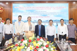 Lãnh đạo tỉnh Gia Lai làm việc với Cơ quan quản lý nước lưu vực sông Rhin-Meuse và Đoàn công tác của Văn phòng quốc tế về nước.