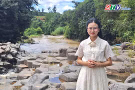 Vẻ đẹp kỳ bí ghềnh đá đĩa cổ trên cao nguyên Gia Lai