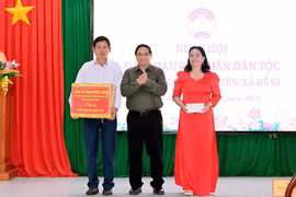 Khu dân cư Thắng Kiên tiếp tục đoàn kết, cùng nhau vượt qua khó khăn.