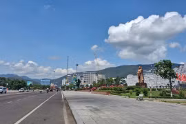 Phường Quy Nhơn (tỉnh Gia Lai) sử dụng tạm thời các đoạn đường gần Quảng trường Nguyễn Tất Thành để tổ chức lễ hội.