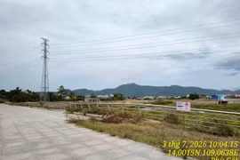 Xí nghiệp Lưới điện cao thế Gia Lai cảnh báo tình trạng thả diều, bắn chim gần khu vực lưới điện cao áp.