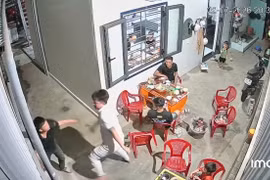 Cơ quan Công an đang xác minh thông tin người đàn ông ở Phù Mỹ Nam (tỉnh Gia Lai) bị đánh đến nhập viện.