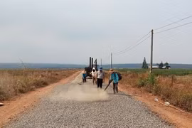 Bờ Ngoong đầu tư hơn 4 tỷ đồng nâng cấp 3 tuyến đường giao thông.