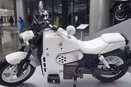Chery lấn sân sang mô tô cao cấp, đưa công nghệ EREV lên xe hai bánh